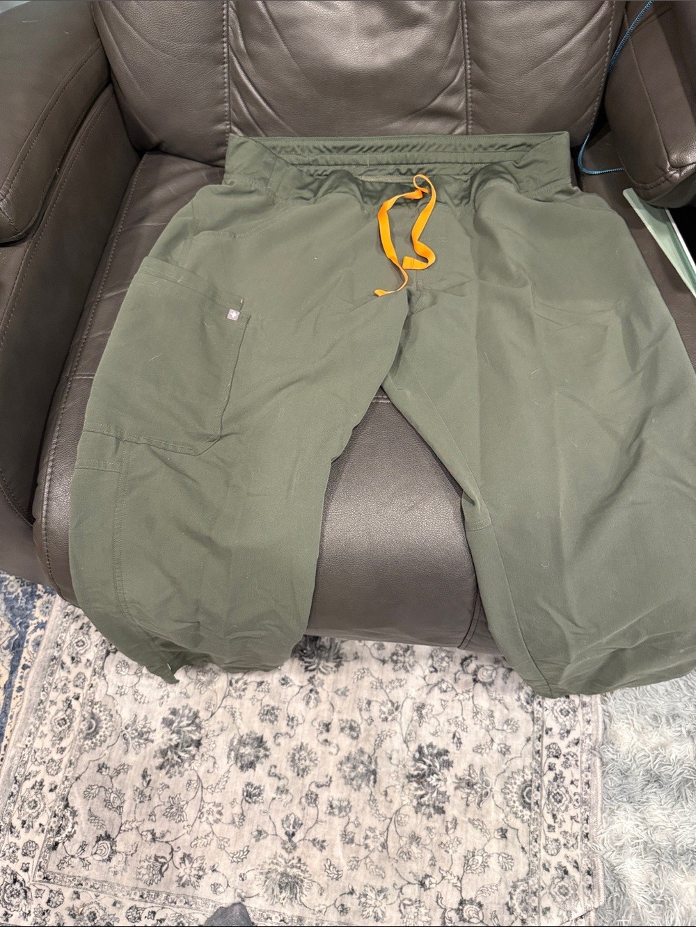 FIGS cargo scrub pants size XL